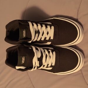 listing-status-banner